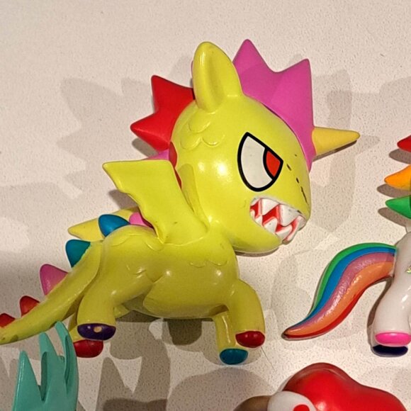 Unicorno series 5 Set of 5 Toki Doki Tokimeki, kaijucorno, liberty valentino etc - Picture 3 of 3